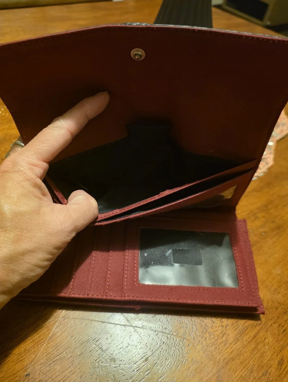 Tommy Hilfiger Black Leather Continental Wallet